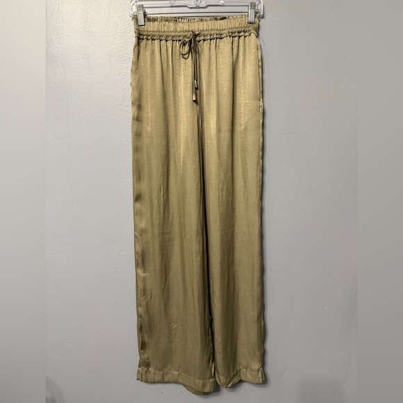 House of Harlow 960 Pants - #1) super soft like silk Chic Gold Wide Leg Pants